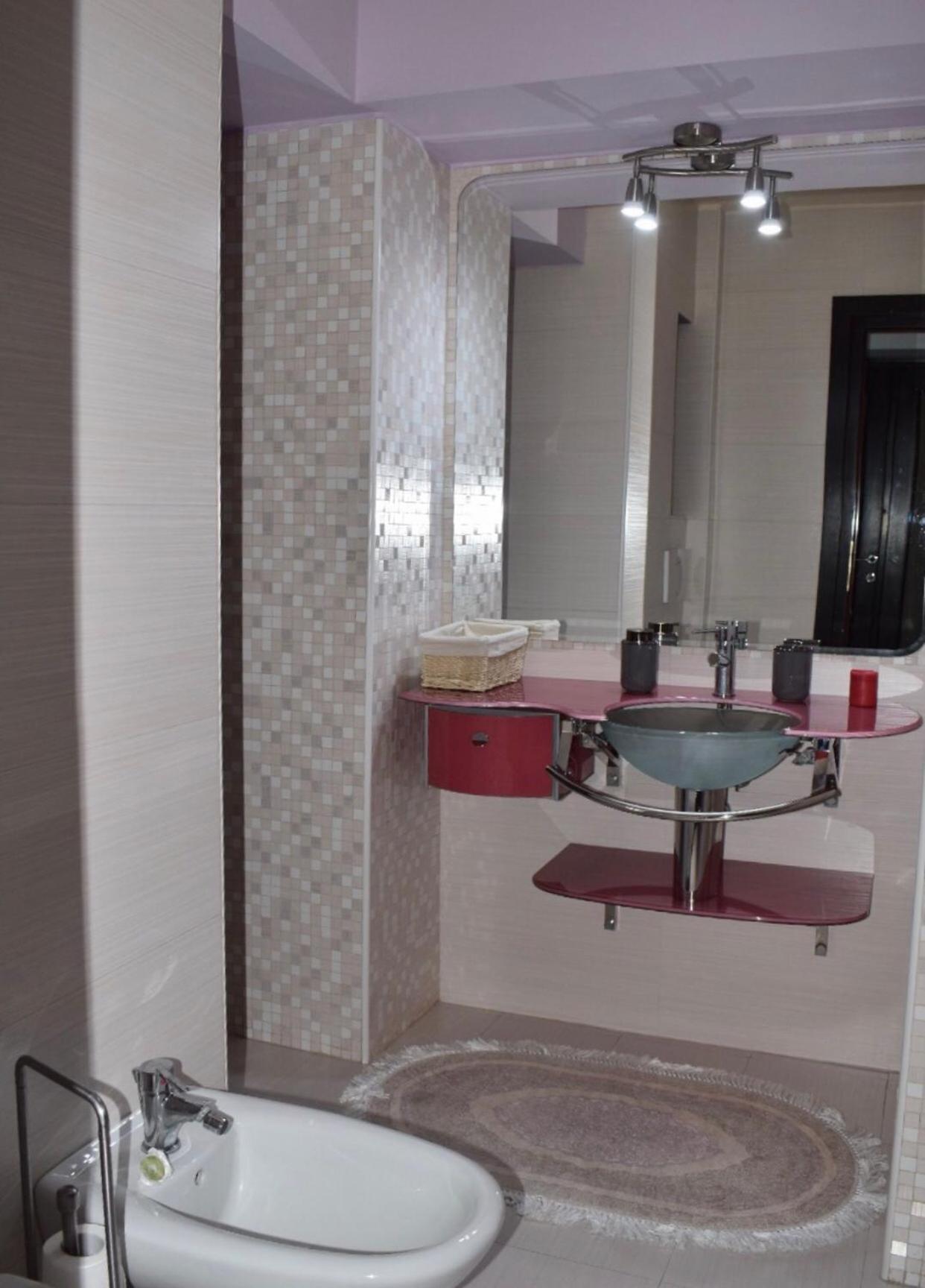 Central Apartment 4 Rooms Brasov Luaran gambar