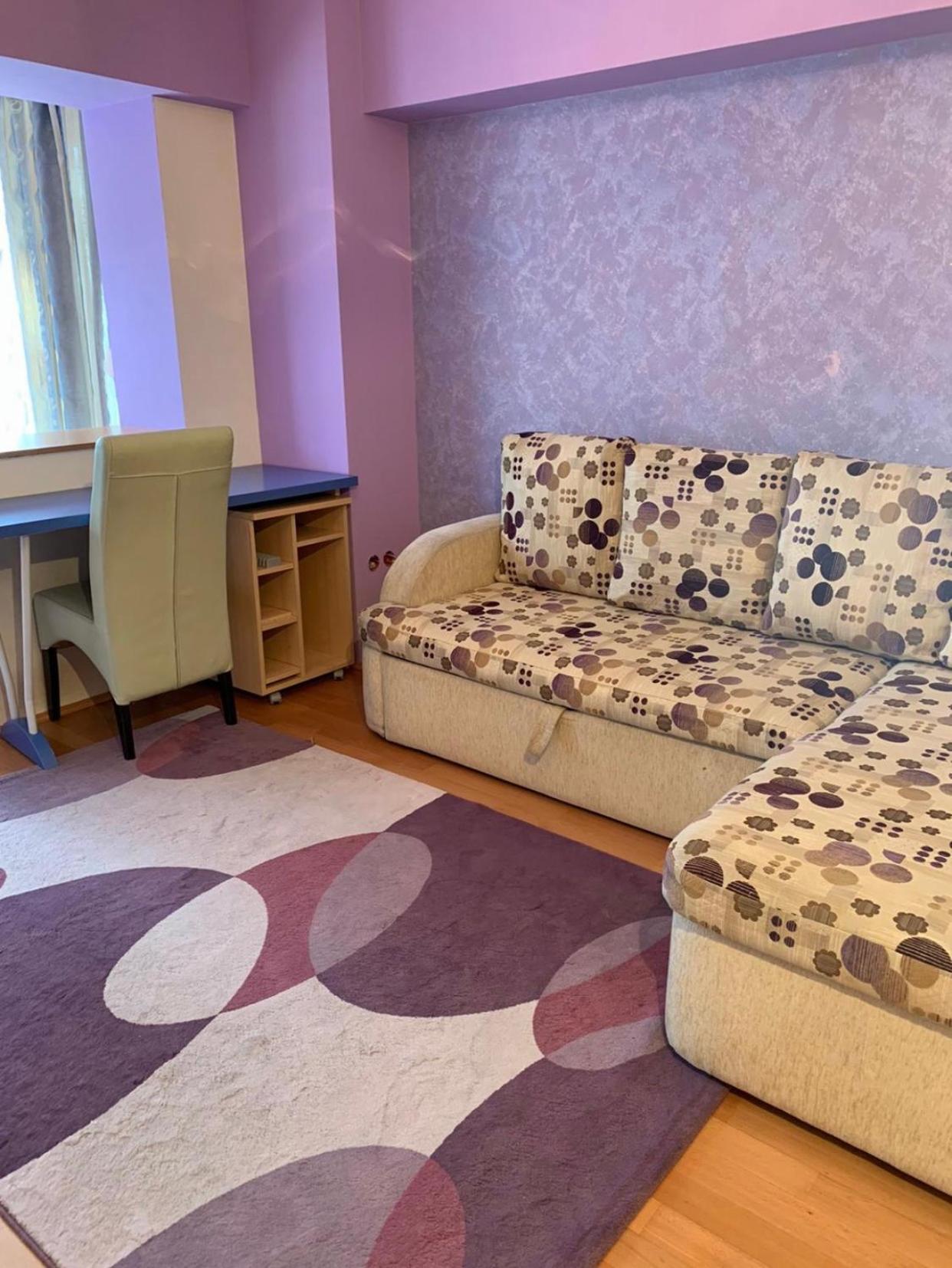 Central Apartment 4 Rooms Brasov Luaran gambar